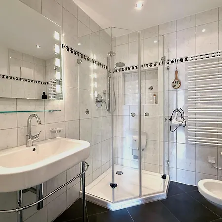 Daire Residenz Am - Exklusive In Erster Reihe Mit Balkon Und Seeblick
